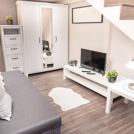 Bakats Square Premium Apartment With Ac Budapest Ngoại thất bức ảnh