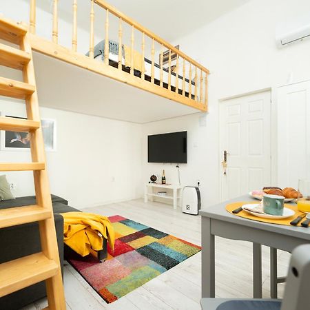Bakats Square Premium Apartment With Ac Budapest Ngoại thất bức ảnh